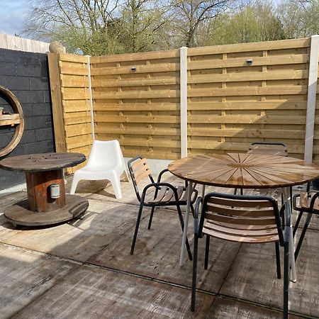 Entre Ville Et Campagne Appartement Cosy Avec Parking Et Terrasse Wood Coutiches Экстерьер фото