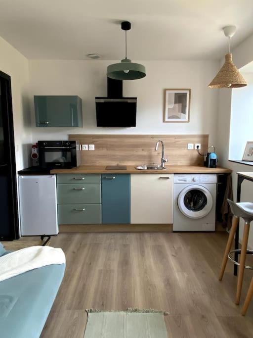 Entre Ville Et Campagne Appartement Cosy Avec Parking Et Terrasse Wood Coutiches Экстерьер фото
