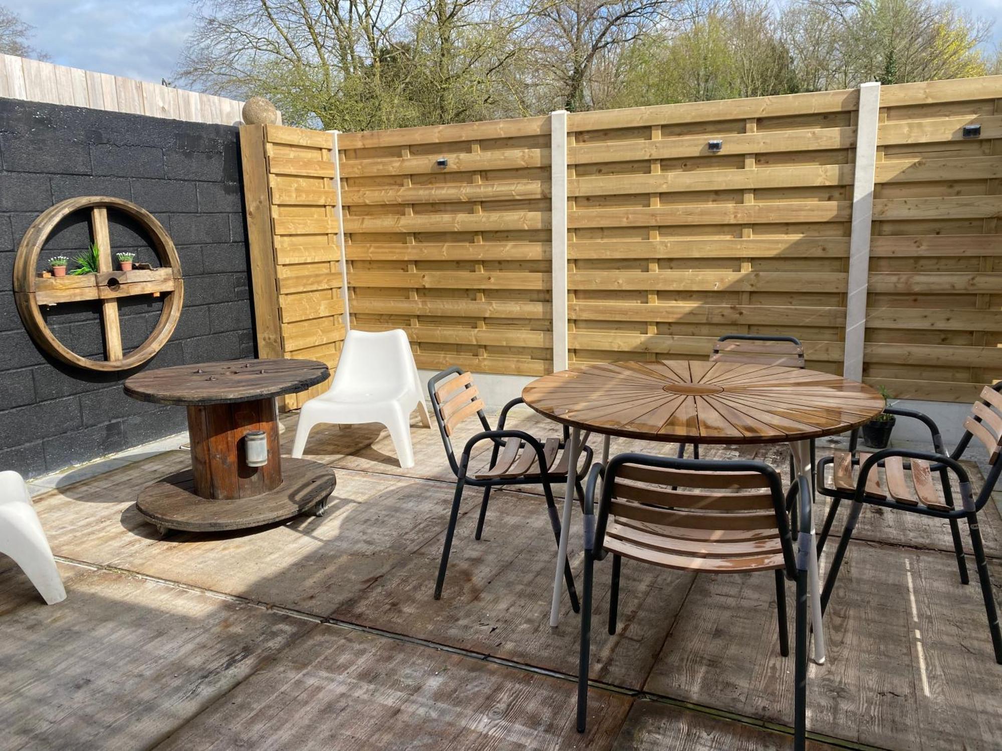 Entre Ville Et Campagne Appartement Cosy Avec Parking Et Terrasse Wood Coutiches Экстерьер фото